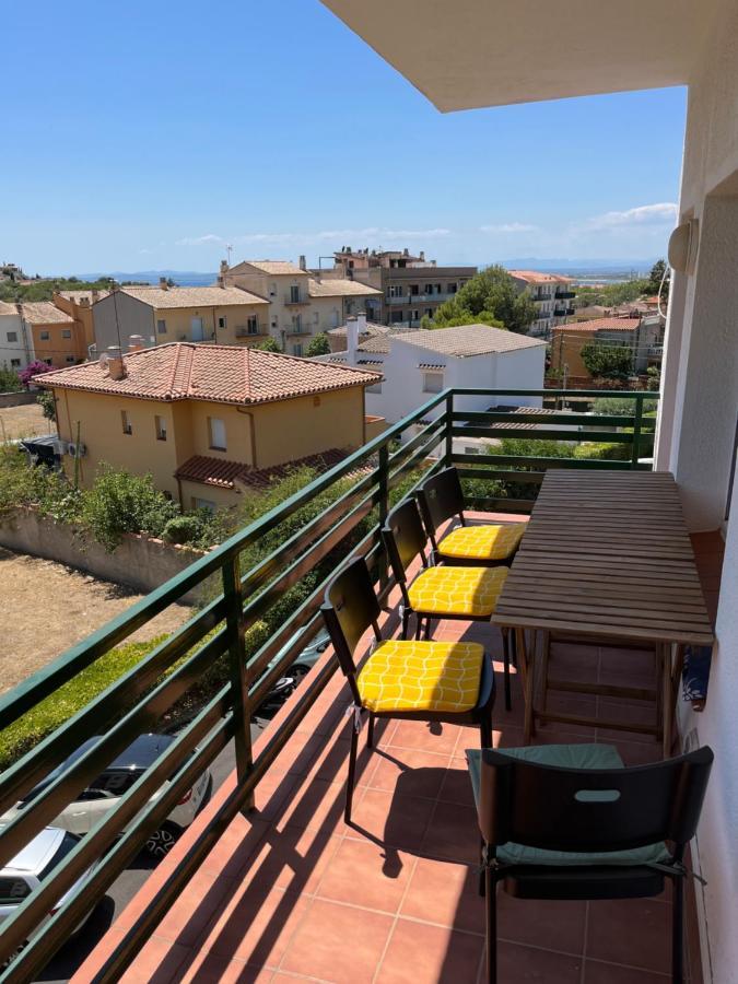 Calma Marina Roses Apartment Exterior photo